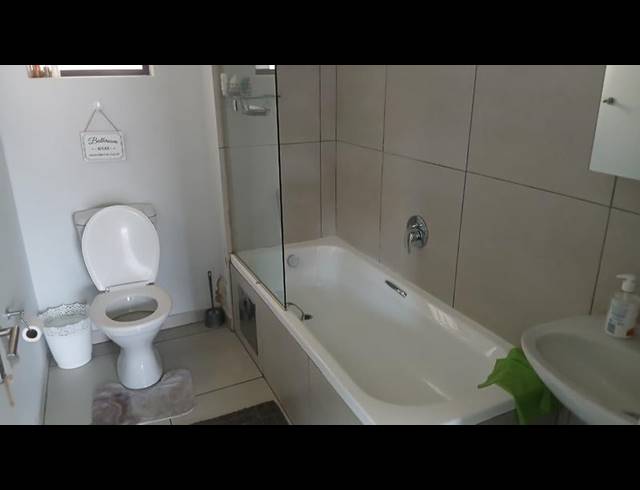2 BEDROOM APARTMENT FOR SALE IN REMBRANDT PARK